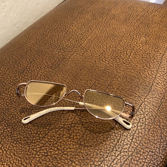 Chloe Sunglasses Ayla Rose Gold Half Circle Lenses intensify the retro appeal! - Picture 5 of 8